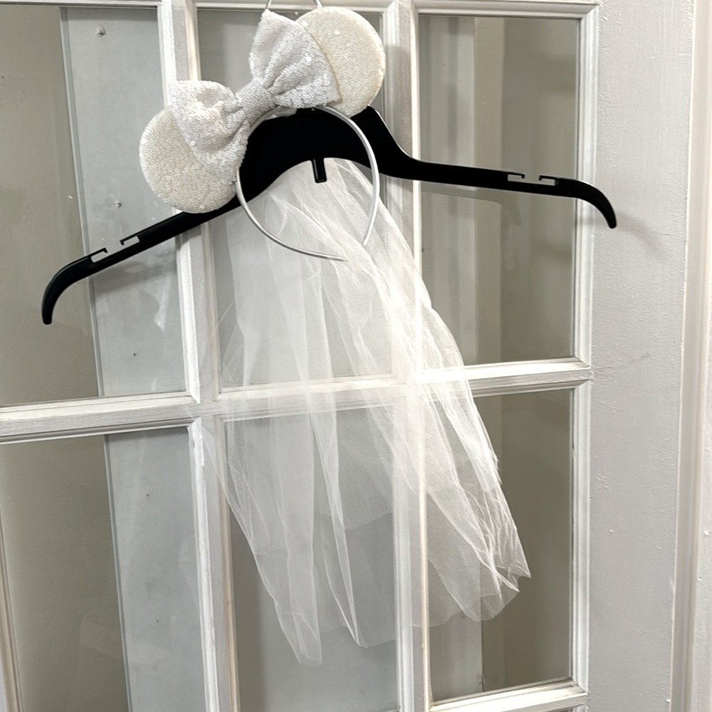 New without tags, bridal Minnie ears with veil